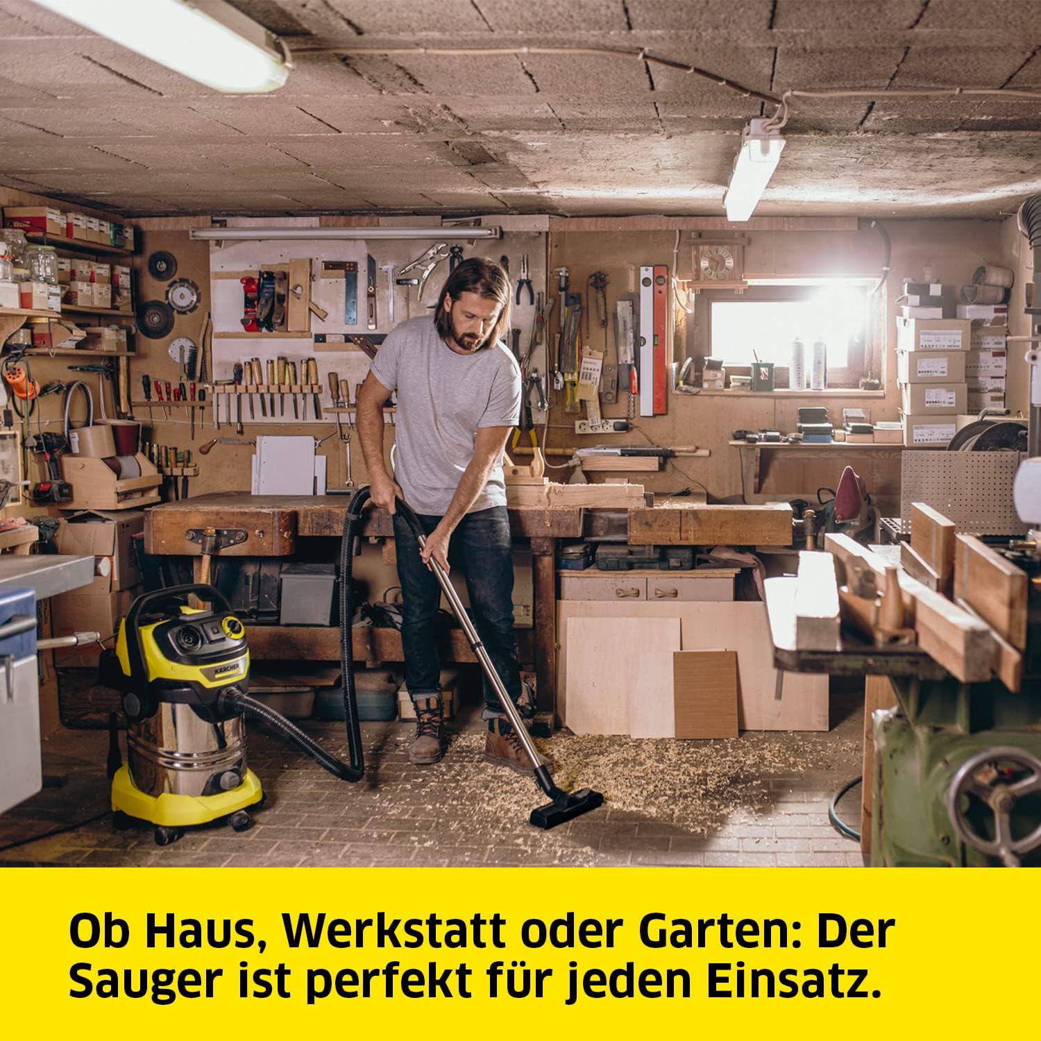 Direkte Geräteabsaugung beim Arbeiten Kärcher WD 6 P S im Werkstatt-Einsatz